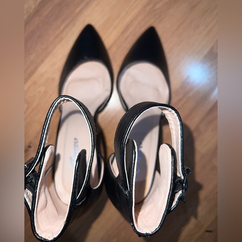 Forever Link Black Ankle Strap Heels - Picture 4 of 4